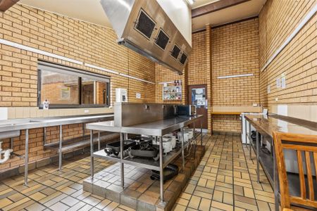 'JUNEE REST HOUSE' - CENTRAL LOCATION - Photo 5