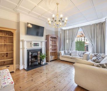 6 bedroom semi-detached house to rent - Photo 1