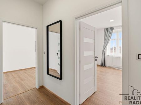 Pronájem bytu 3+1 75 m2 - Fotografie 5