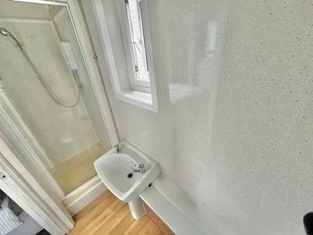 Chancellor Road Southend on Sea, Property for rent - Photo 3