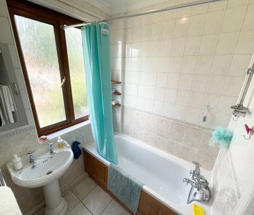 Room in a Shared House, Hazelwood Avenue, SM4 - Photo 2