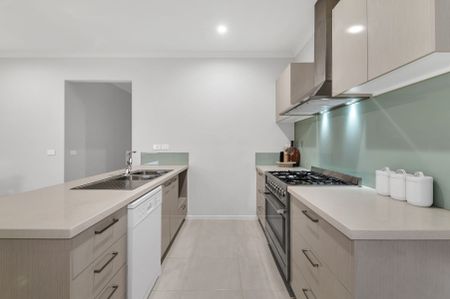 10 Denton Drive, Warragul - Photo 2