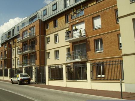 Location Appartement 1 pièce 37m² DOUAI 59500 - Photo 4