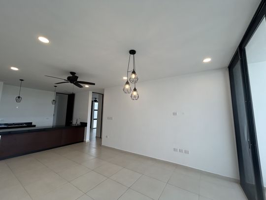 Departamento de 2 recámaras, sin amueblar, en privada con amenidades. - Photo 1