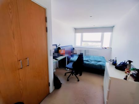 2 Bedroom 1 Bathroom - Photo 4