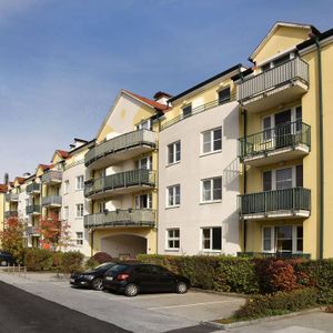 Helle 3 Zimmer Wohnung mit Balkon/ideal für Paare/Familie in Gmünd - Photo 2