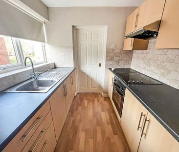 2 BED Apartment To rent - Photo 4