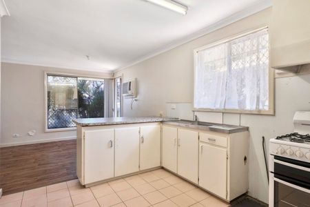 Welcome To 23 Felicia! - Photo 5