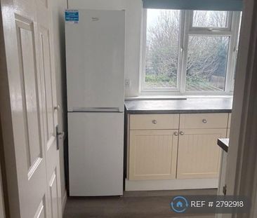 2 bedroom maisonette to rent - Photo 5