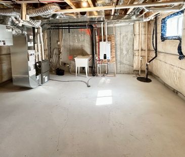 For Lease - 122 Avani Avenue, Markham, Ontario - Photo 1