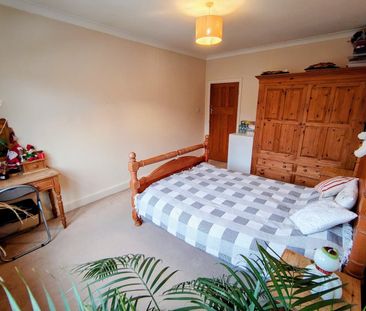 Room in a Shared House, Kennard Road, N11 - Photo 1