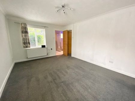 Boeing Way, Mildenhall - Photo 2