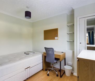 The Avenue, Brighton - Photo 2