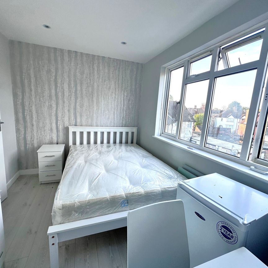 Rose Hill, Oxford - Photo 1