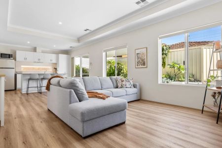 Modern Living in Hamilton Hill! - Photo 3