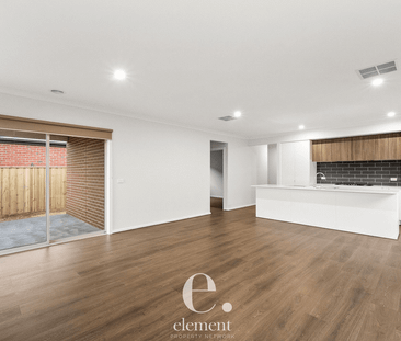 Spacious Living in Forrest Green Estate - Photo 1