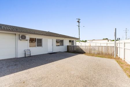 1/191 Ross River Road, - Photo 3