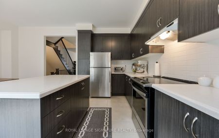 For Lease - 31 Faye Street, Brampton, Ontario - Photo 2