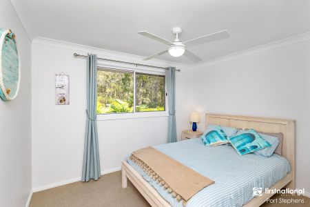 Immaculately Presented 3 Bedroom home with water views – Within a walk to the water’s edge - Photo 5