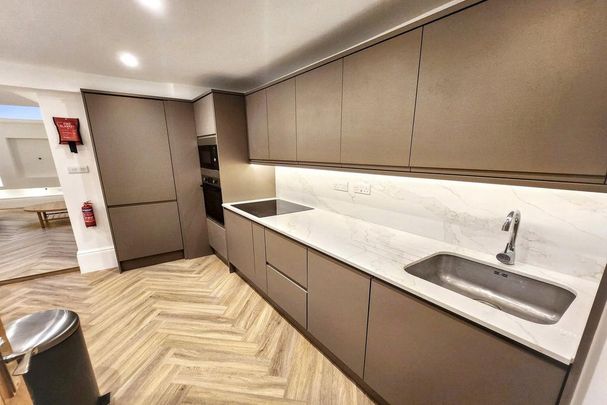 3 bedroom terraced house to rent - Photo 1