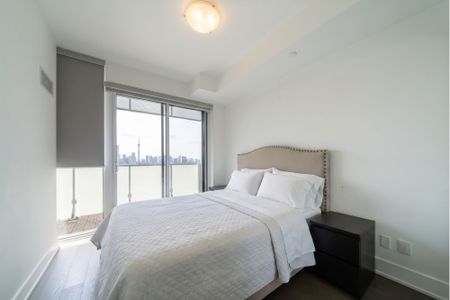 For Lease - 200 Bloor Street Unit# 2203, Toronto, Ontario - Photo 3