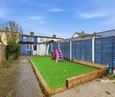 The Heath,, Hatfield Heath - Photo 3