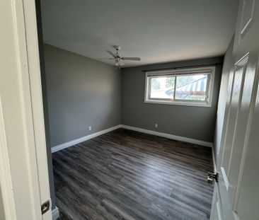 For Lease - 22 Archer Crescent, London South, Ontario - Photo 1