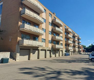 Franklin Manor Apartments - Photo 3