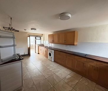 3 bedroom farm house to rent - Photo 3