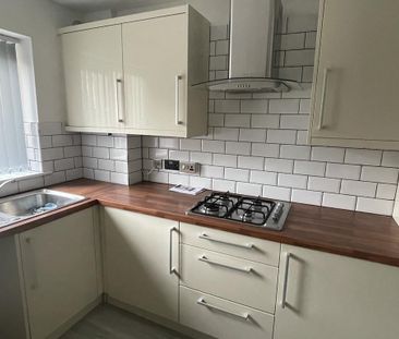 3 bedroom townhouse to rent - Photo 3