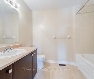 For Lease - 401 Foxhall Way, Kanata, Ontario - Photo 3