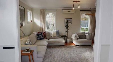 Lovely 3 bedroom family home! - Photo 4