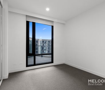 RESORT STYLE LIVING AT M-CITY - UNFURNISHED - Photo 4