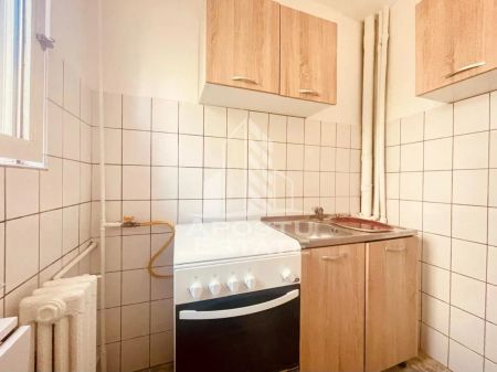 Garsoniera confort 1 - zona Aurel Vlaicu. Lebada - Fotografie 4