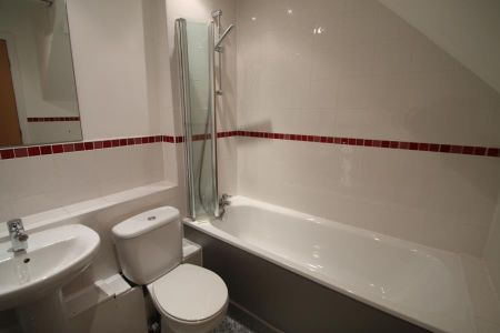 1 bedroom duplex to rent - Photo 5