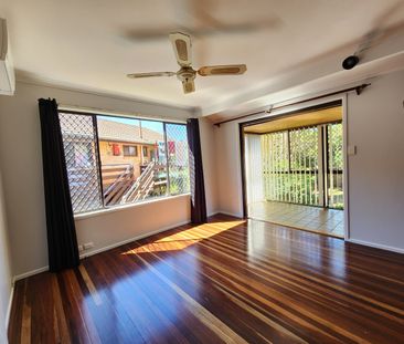 4 Henry Street, Mount Lofty QLD 4350 - House For Rent | Domain - Photo 1