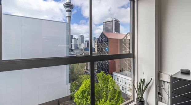 Tidy and Cosy - Photo 1