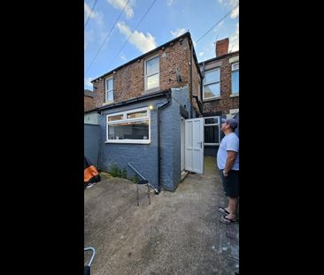 Room in a Shared House, Silverdale Avenue, L13 - Photo 6