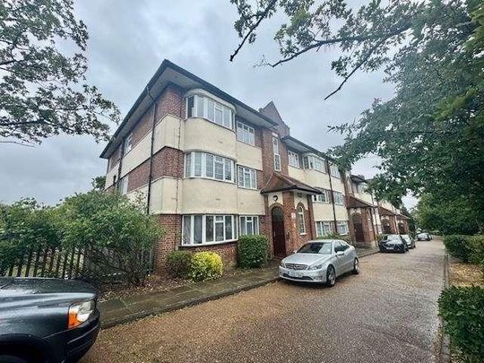 Alexandra Avenue, Harrow, HA2 - Photo 1