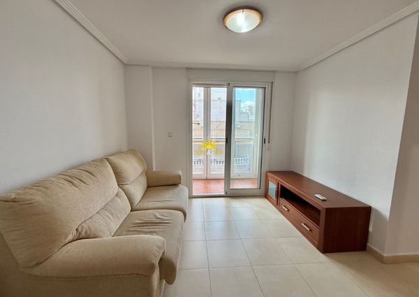 2-BEDROOM APARTMENT FOR RENT IN TORREVIEJA - ALICANTE