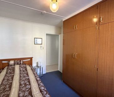 Furnished Room for Rent in Central Newtown Location - Photo 1