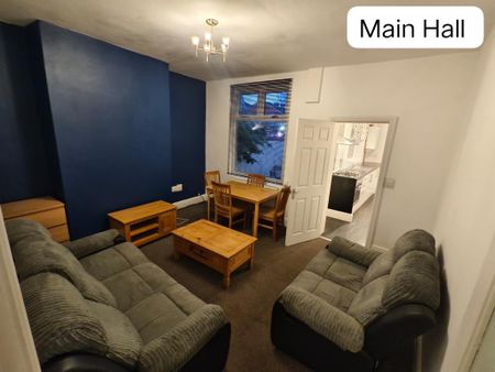 3 bedroom terraced house to rent - Photo 2