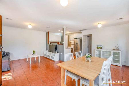 Renovated, Low Maintenance Living - Photo 3