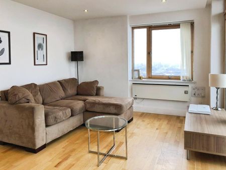 2 bedroom flat to rent - Photo 3
