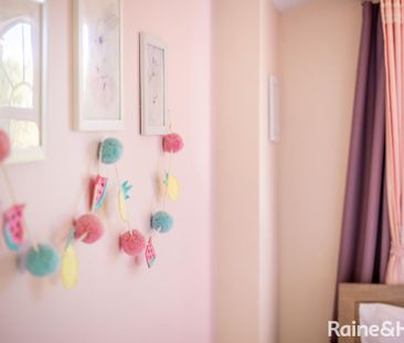 Spacious Family Home in a Prime Thornleigh Location - 46 Livingston... - Photo 4