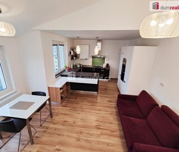Pronájem bytu 2+kk 64 m², Kovářská 1412, Praha - Photo 3