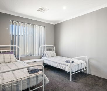 4 Yandal Way, Golden Bay. - Photo 6