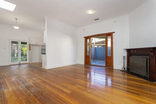 Three-Bedroom Home, superb location - Photo 1