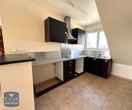 Location Appartement 3 pièces 79m² CHERBOURG-EN-COTENTIN 50100 - Photo 2