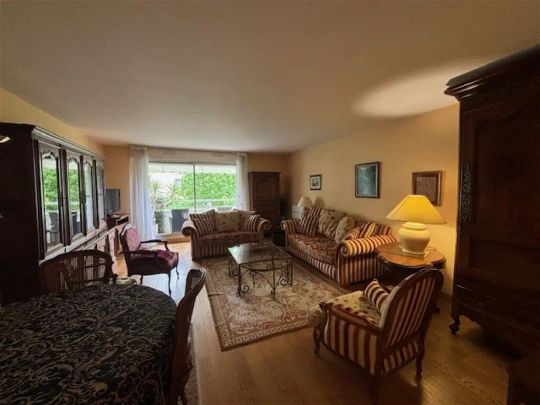 Location appartement 4 pièces - 96m² à Bordeaux (33000) - Photo 1